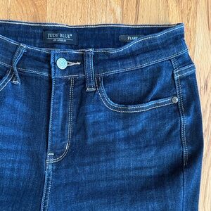 JUDY BLUE Flare High-Rise Long Raw Hem Dark Denim, Size 9/29
